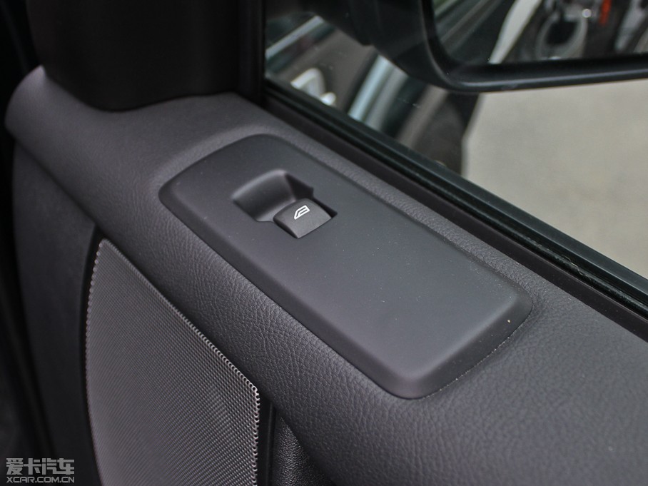 2012l(f)F(xin) Ĵ 5.0L SE