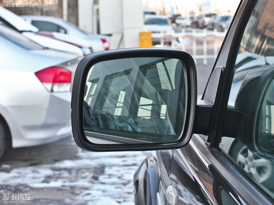 2012l(f)F(xin) Ĵ 5.0L SE