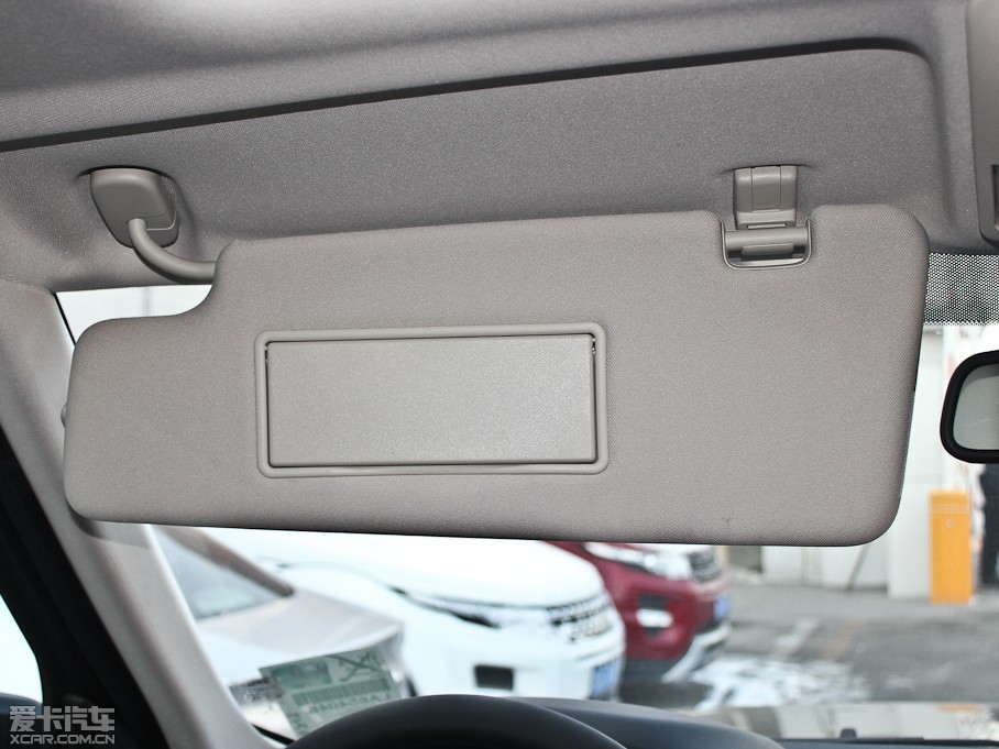 2012l(f)F(xin) Ĵ 5.0L SE