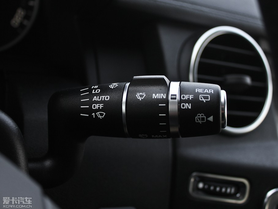 2012l(f)F(xin) Ĵ 5.0L SE