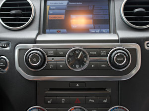 2012款第四代 5.0L HSE 音响调节