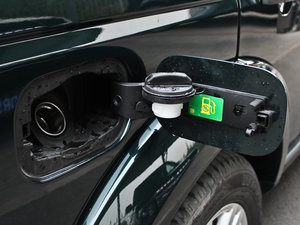 2012Ĵ 5.0L SE (x)(ji)^