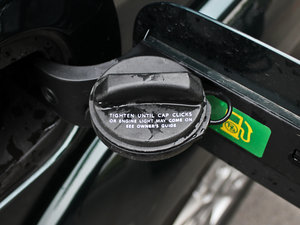 2012Ĵ 5.0L SE (x)(ji)^