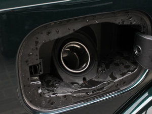 2012Ĵ 5.0L SE (x)(ji)^