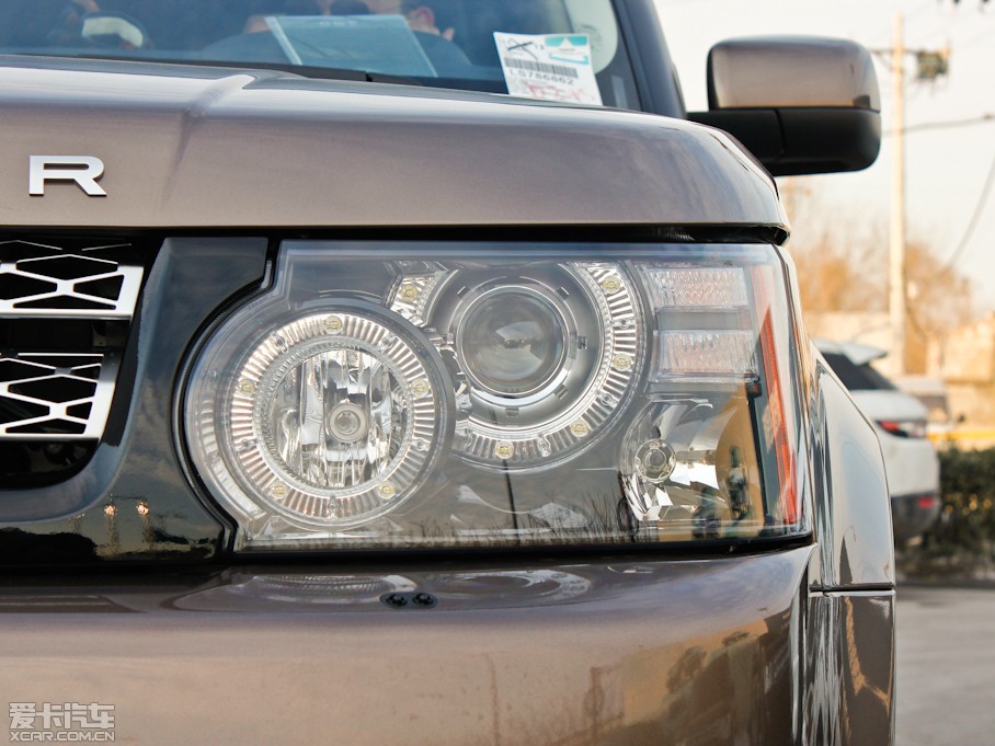 2013����\�� 5.0 V8 NA HSE