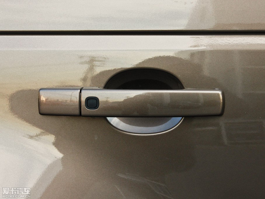 2013����\�� 5.0 V8 NA HSE