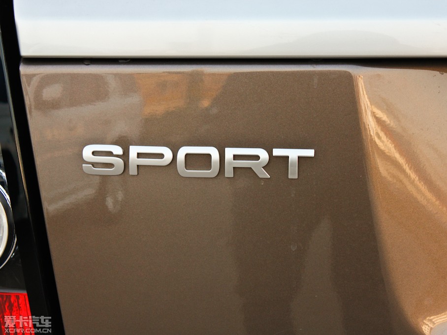 2013����\�� 5.0 V8 NA HSE