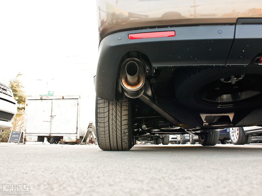 2013����\�� 5.0 V8 NA HSE