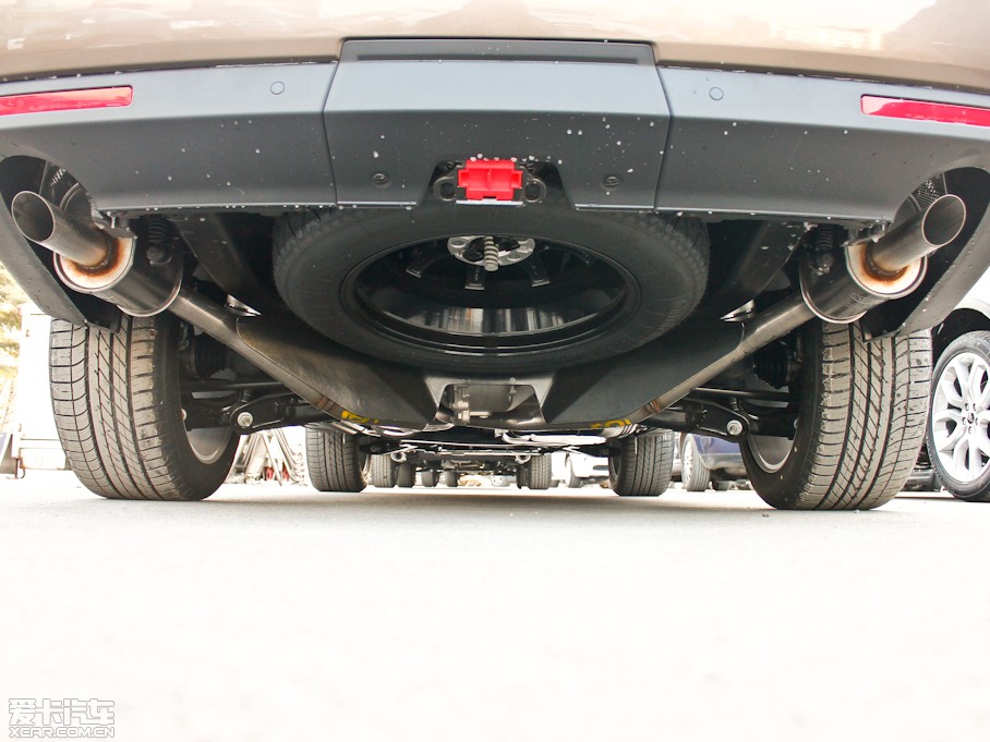 2013����\�� 5.0 V8 NA HSE