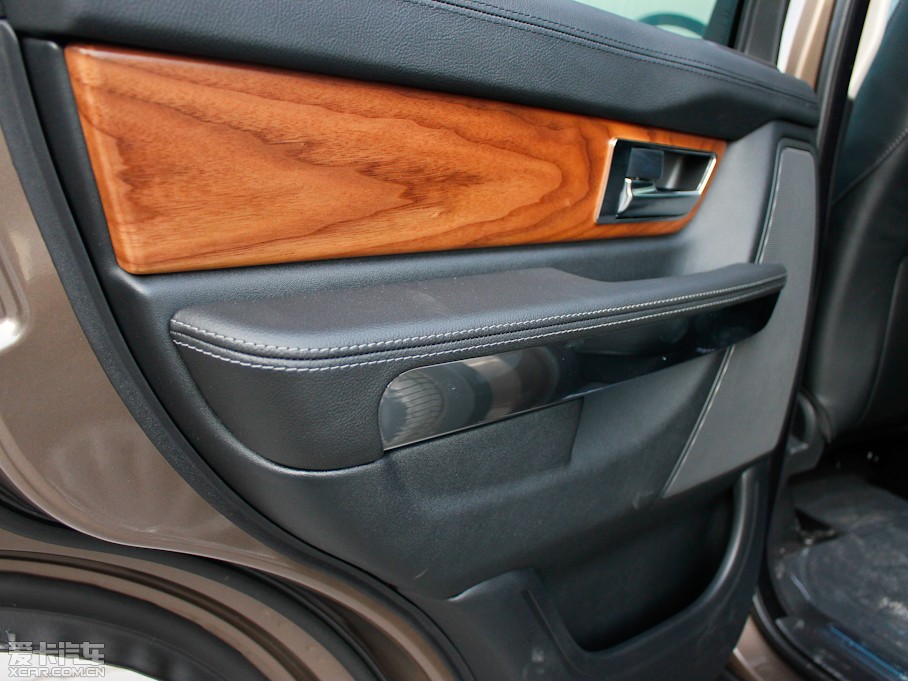 2013\(yn)(dng) 5.0 V8 NA HSE