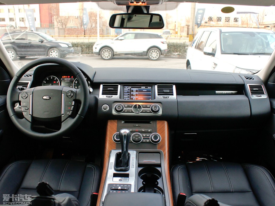 2013����\�� 5.0 V8 NA HSE