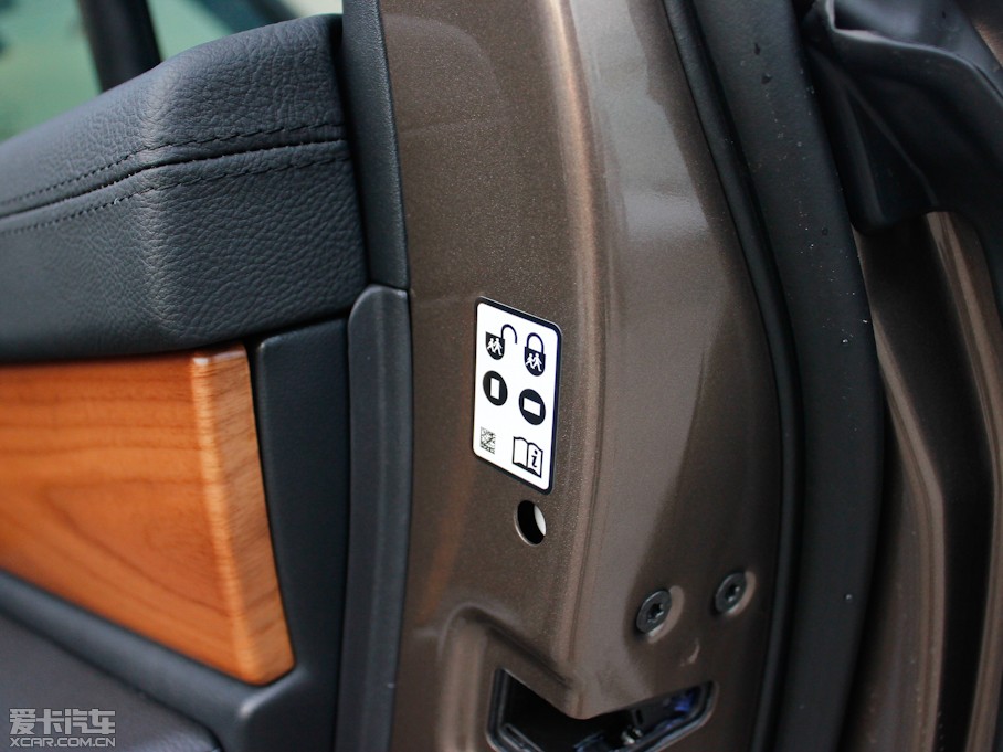 2013\ 5.0 V8 NA HSE