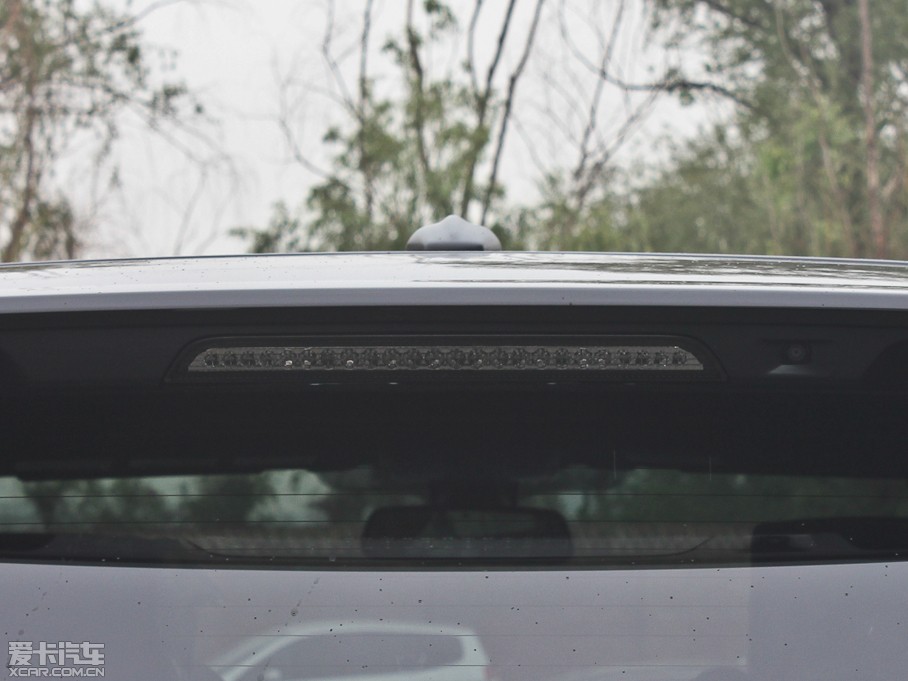 2013����\�� 5.0 V8 NA �ژ�������