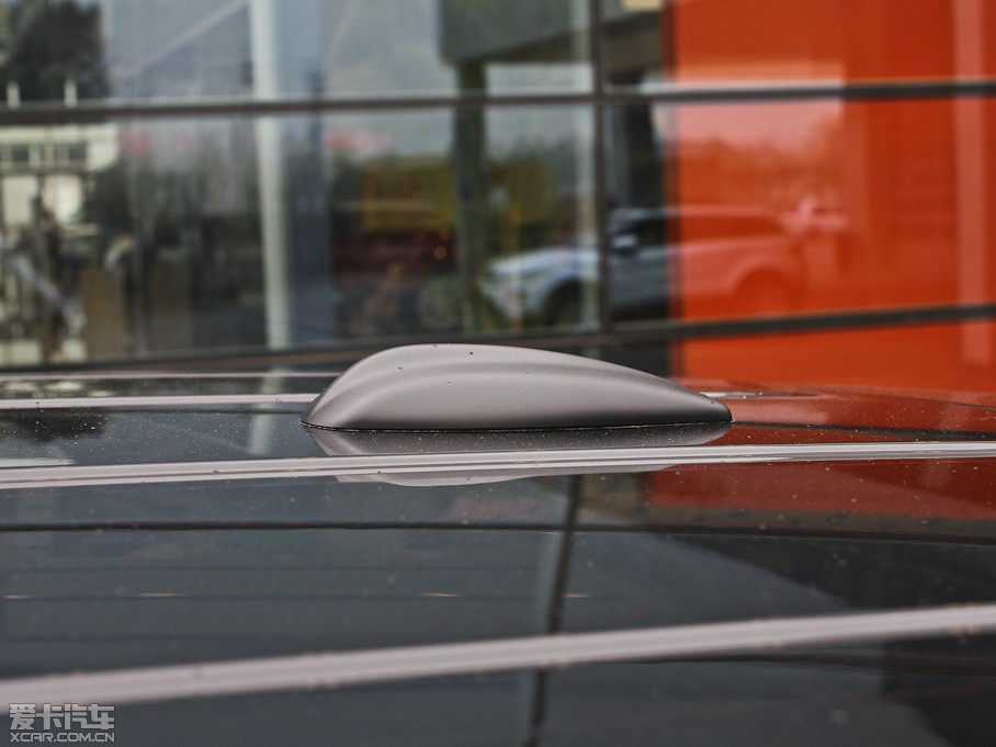 2013����\�� 5.0 V8 NA �ژ�������