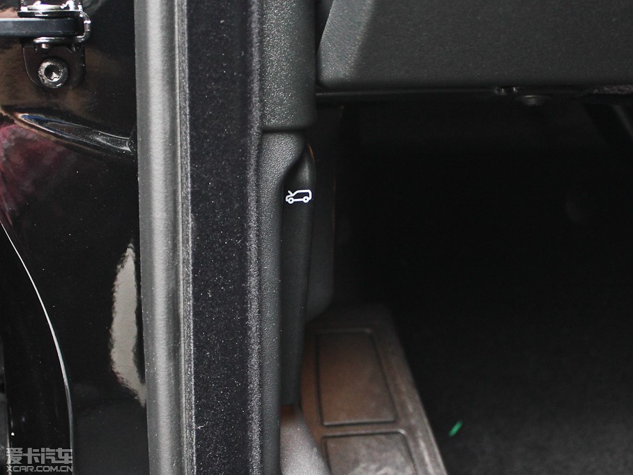 2013\ 5.0 V8 NA ژ