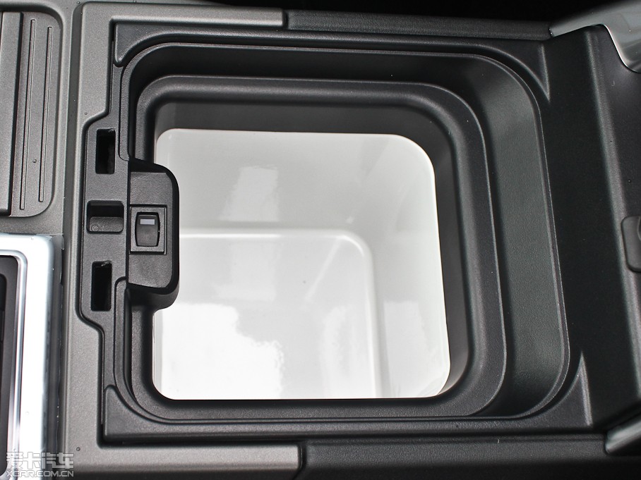 2013\ 5.0 V8 NA ژ