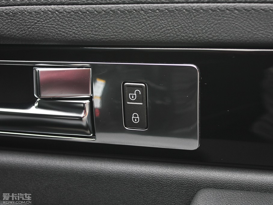 2013\ 5.0 V8 NA ژ