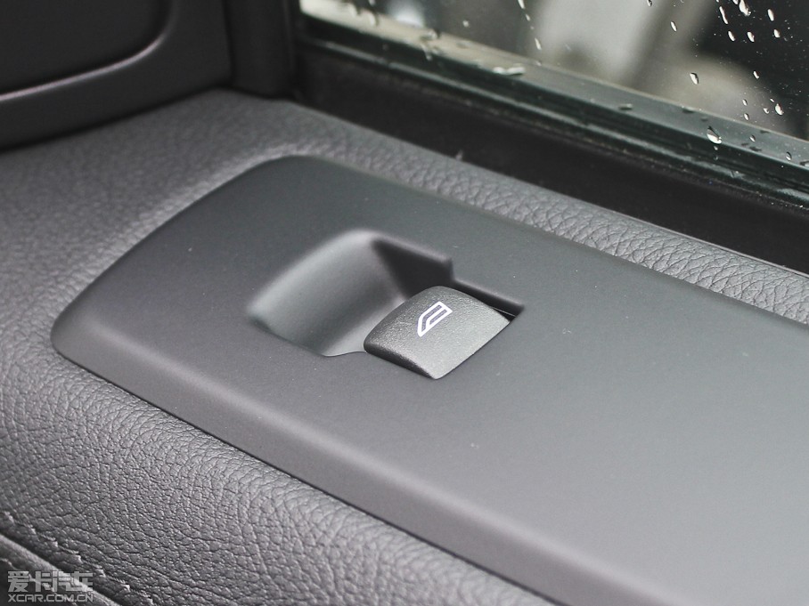 2013\ 5.0 V8 NA ژ