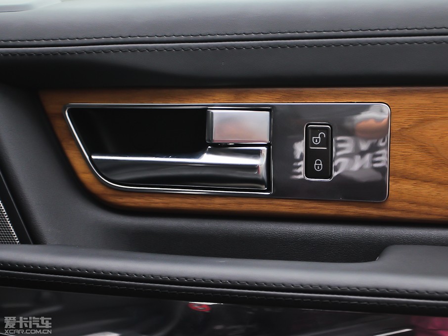 2013\ 5.0 V8 SC hЄ