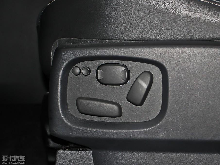 2013\(yn)(dng) 5.0 V8 SC hЄ(chung)