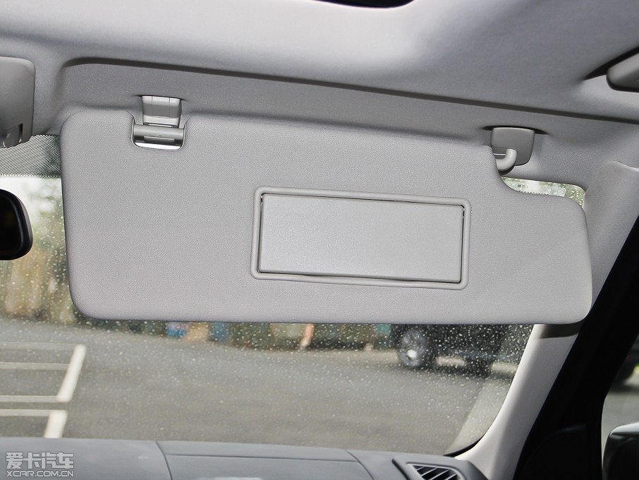 2013\(yn)(dng) 5.0 V8 SC hЄ(chung)