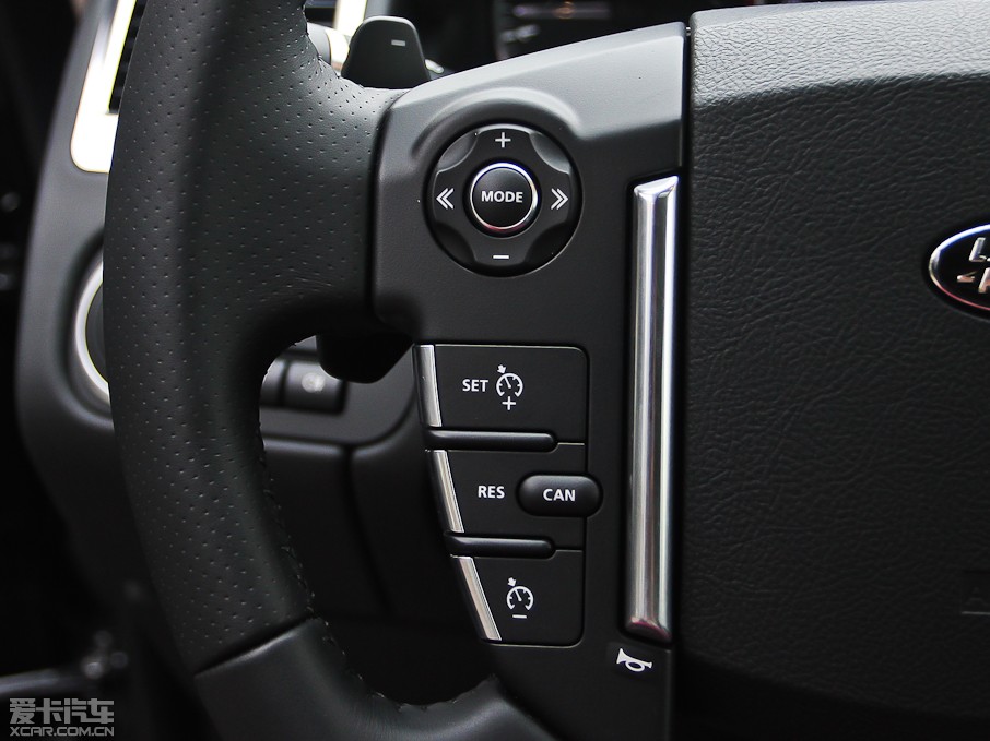 2013����\�� 5.0 V8 SC �h�Є�����