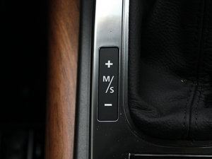 20135.0L NA HSE St п؅^