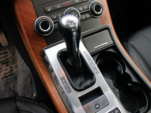 20135.0 V8 NA HSE QU