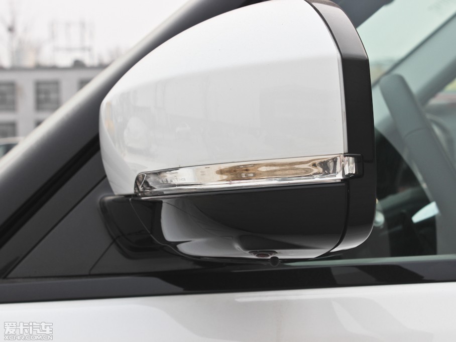 2013 5.0 V8 NA Vogue SE