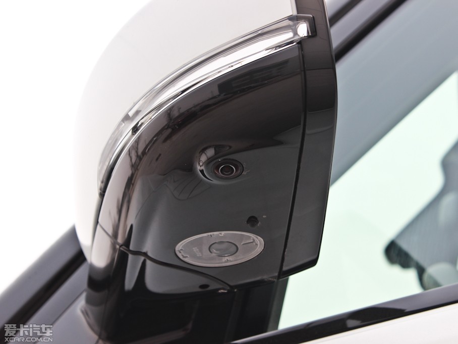 2013 5.0 V8 NA Vogue SE