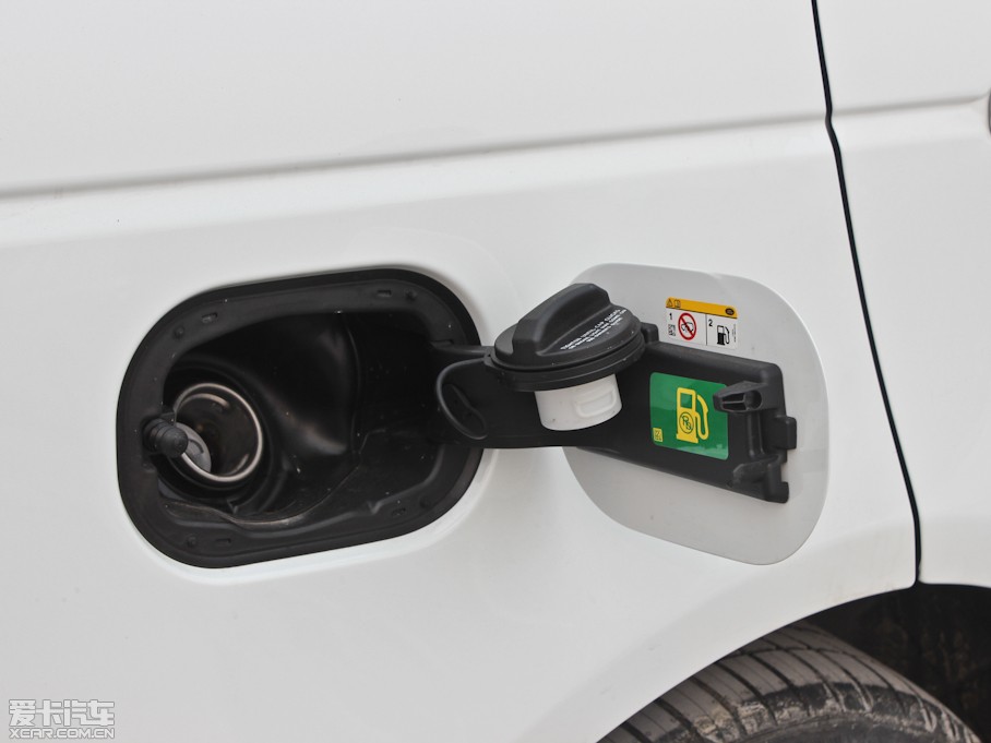 2013 5.0 V8 NA Vogue SE