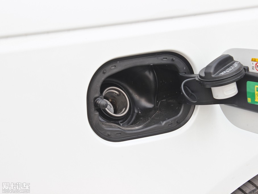 2013 5.0 V8 NA Vogue SE