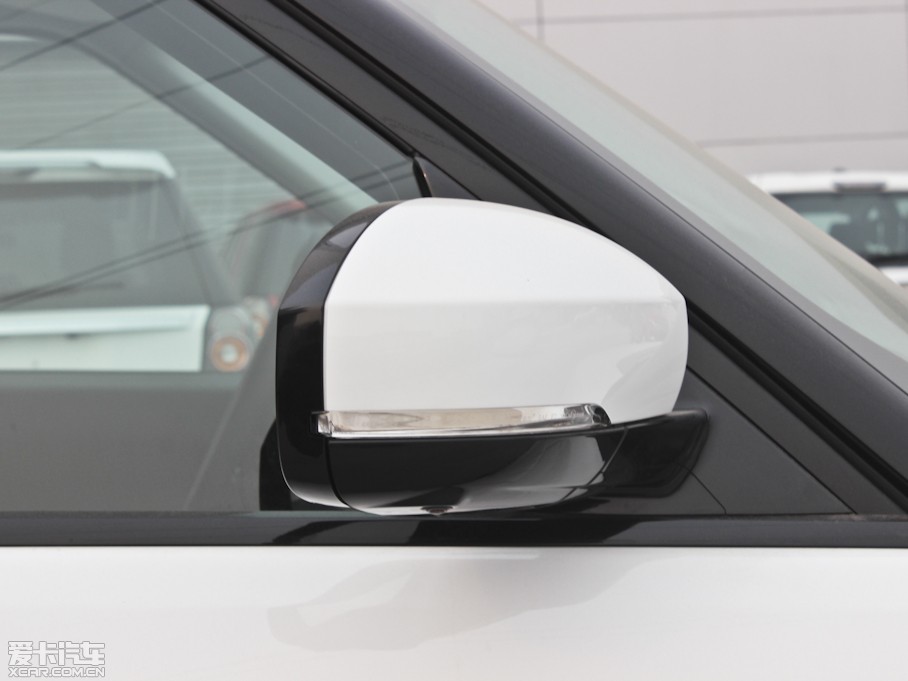 2013 5.0 V8 NA Vogue SE