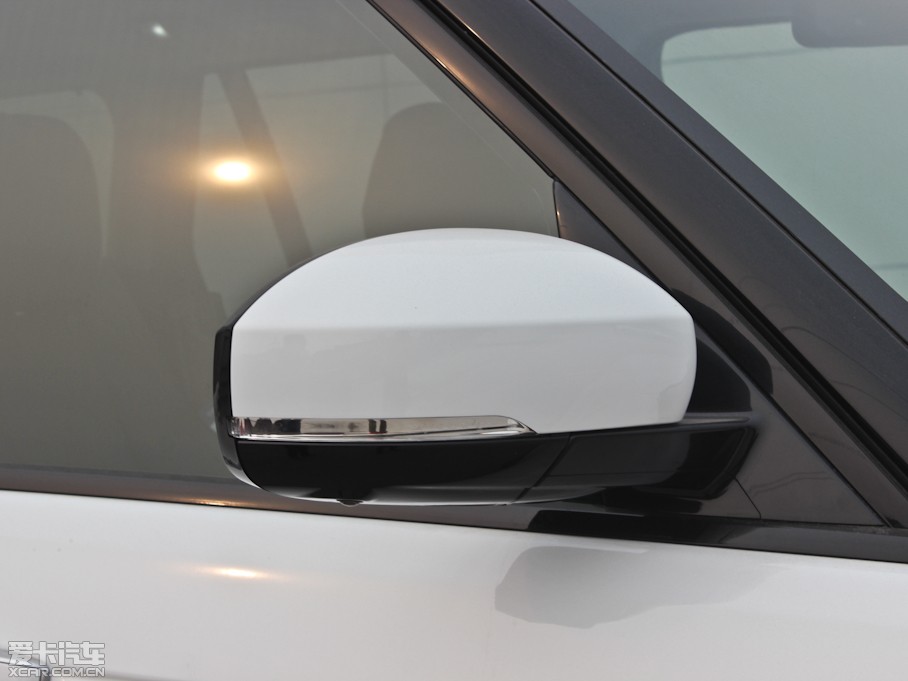 2013 5.0 V8 NA Vogue SE