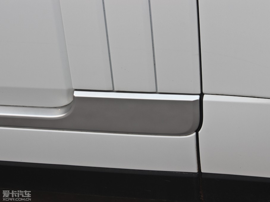 2013 5.0 V8 NA Vogue SE