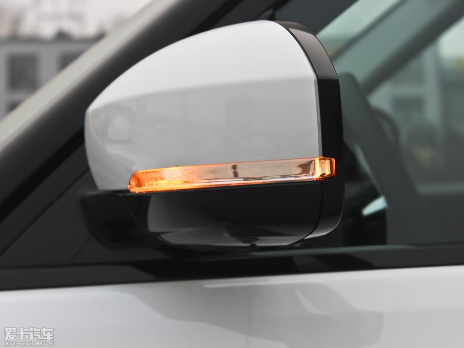 2013 5.0 V8 NA Vogue SE