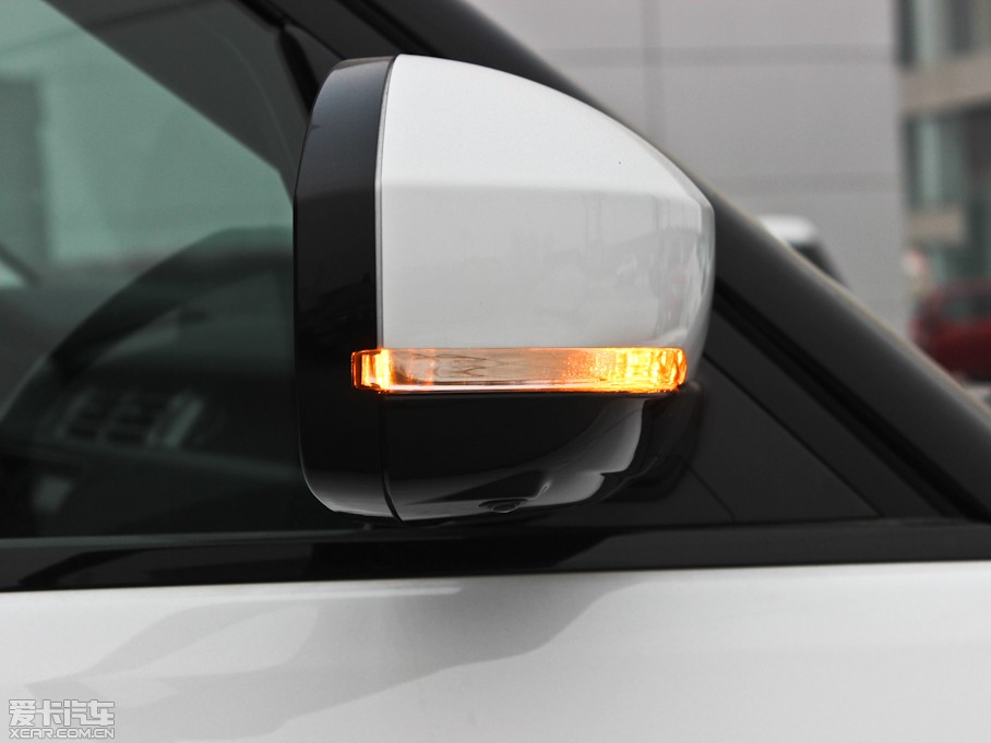 2013 5.0 V8 NA Vogue SE