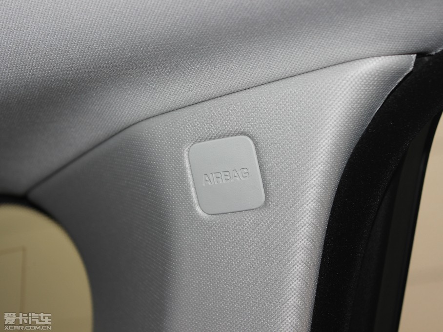 2013��� 5.0 V8 NA Vogue SE