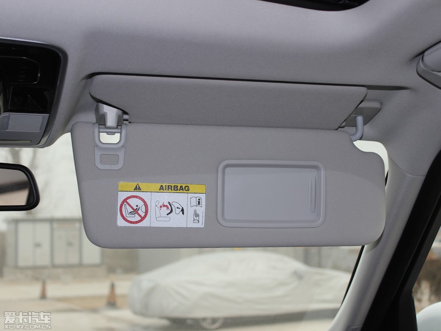 2013 5.0 V8 NA Vogue SE