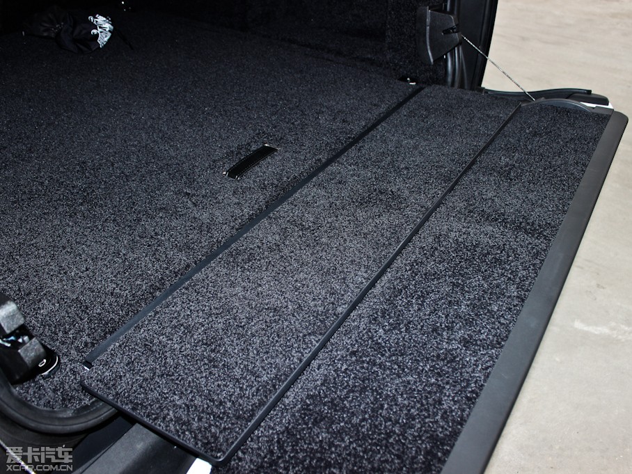 2013 5.0 V8 NA Vogue SE