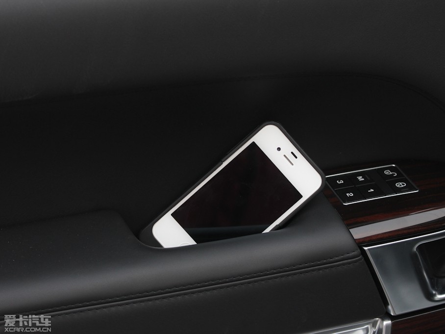 2013 5.0 V8 NA Vogue SE