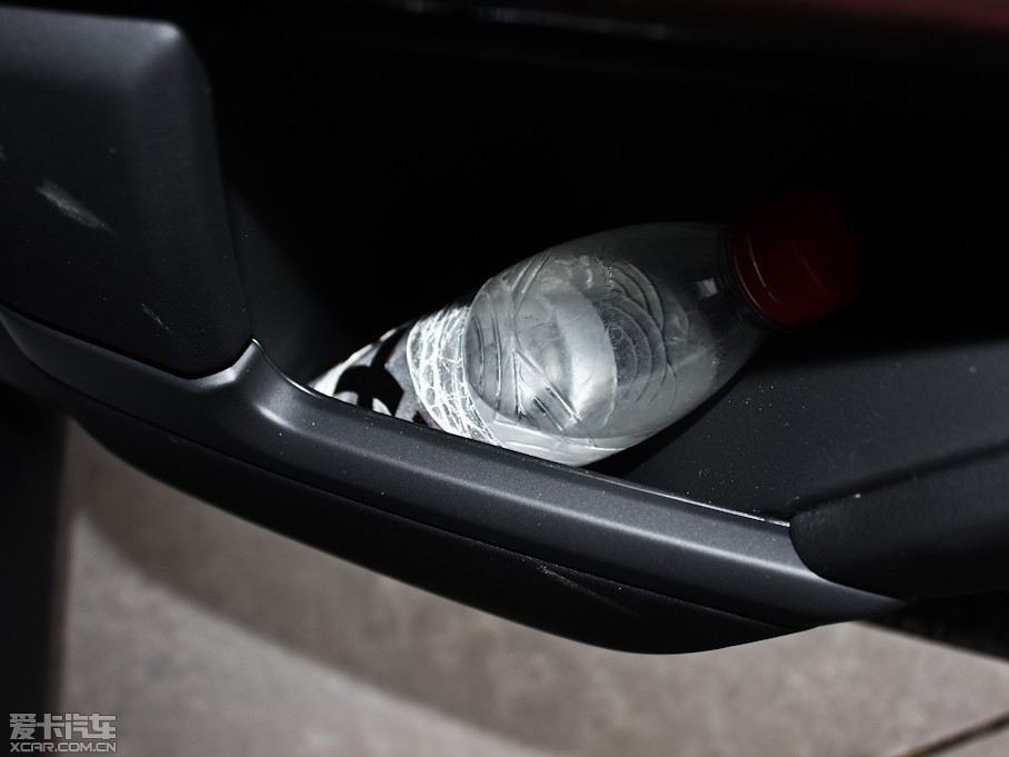 2013 5.0 V8 NA Vogue SE