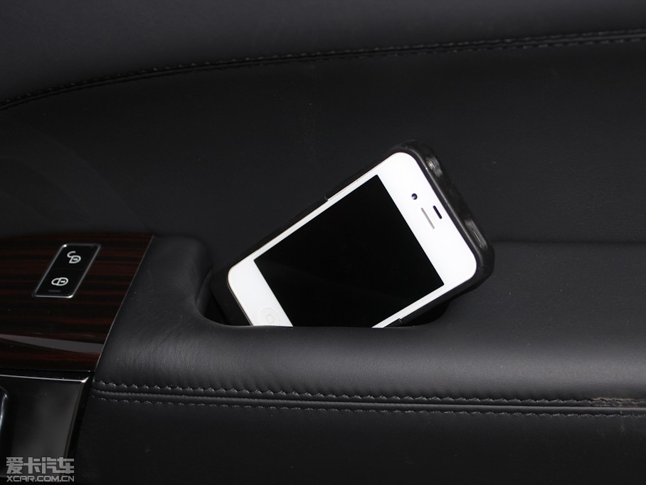 2013 5.0 V8 NA Vogue SE