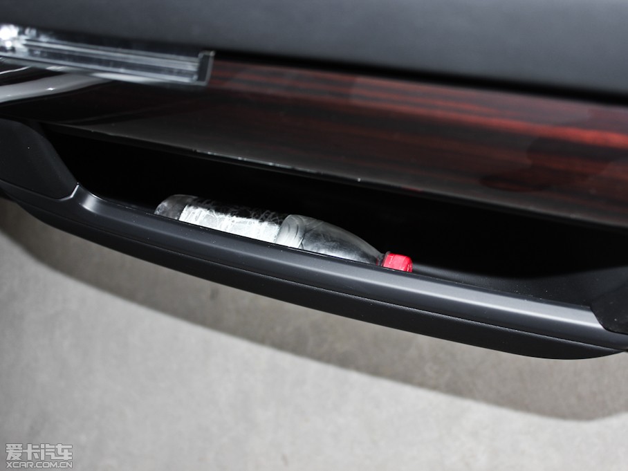 2013 5.0 V8 NA Vogue SE