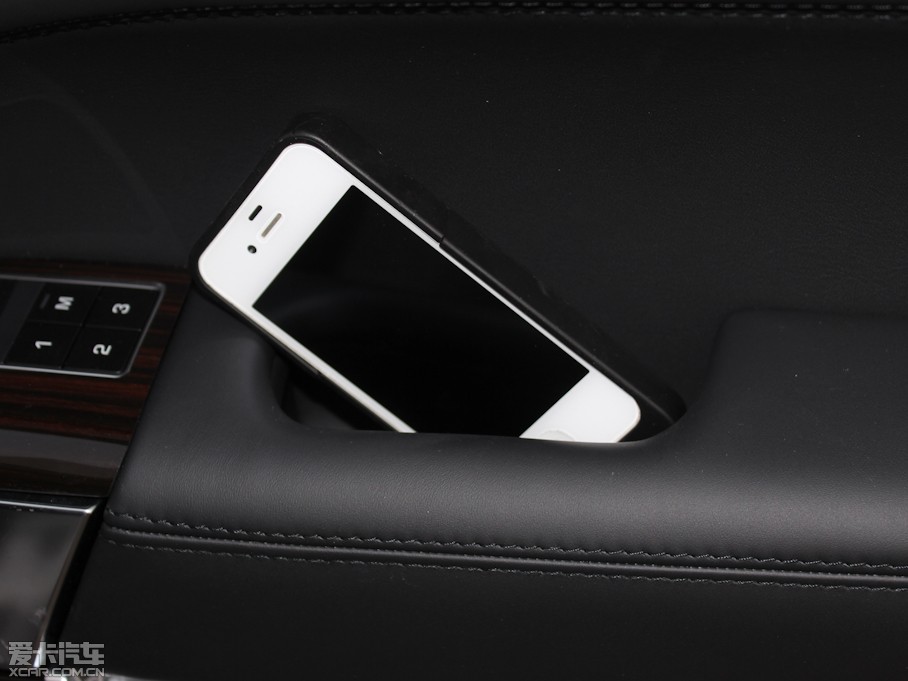 2013 5.0 V8 NA Vogue SE