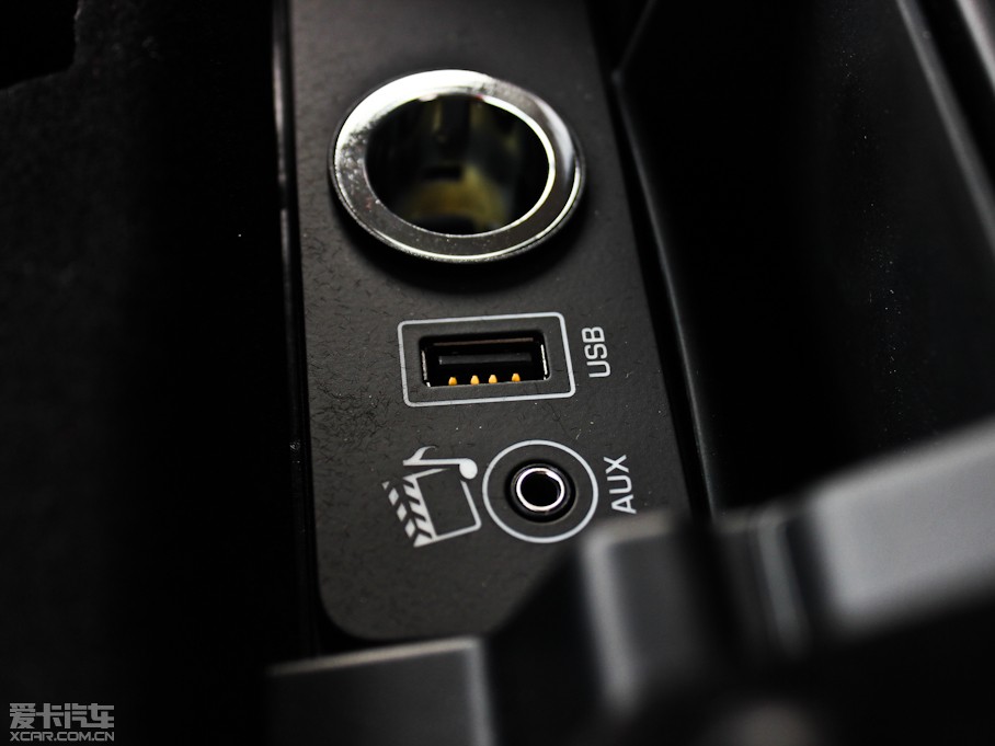 2013 5.0 V8 NA Vogue SE