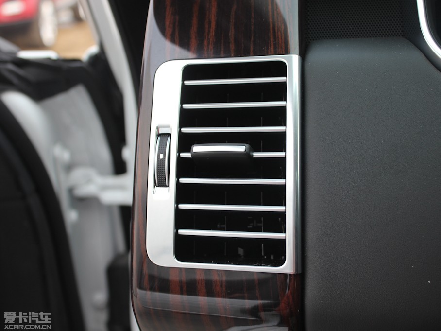 2013 5.0 V8 NA Vogue SE