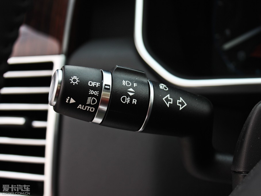 2013 5.0 V8 NA Vogue SE