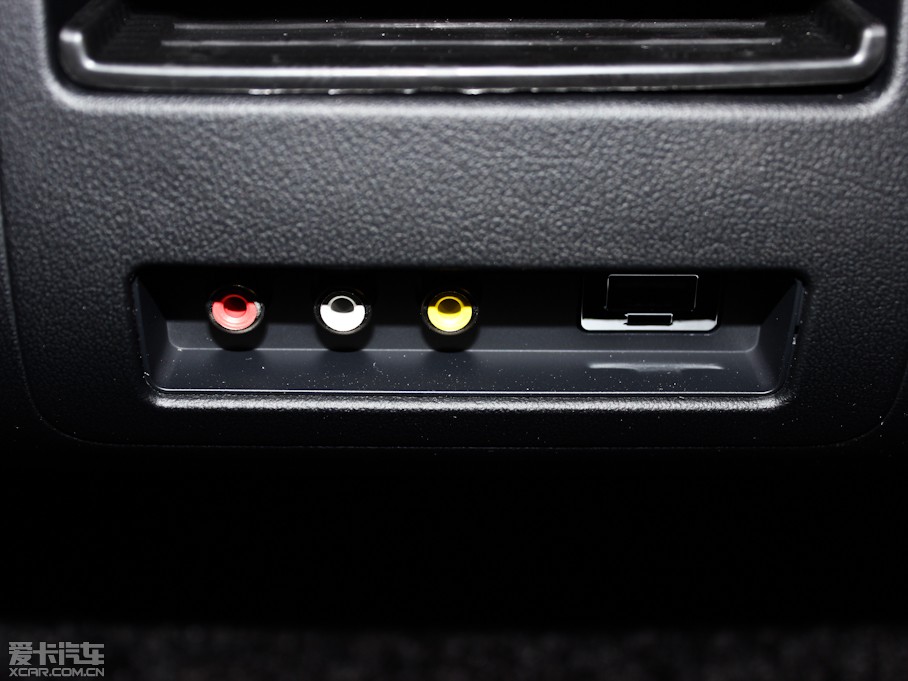 2013 5.0 V8 NA Vogue SE