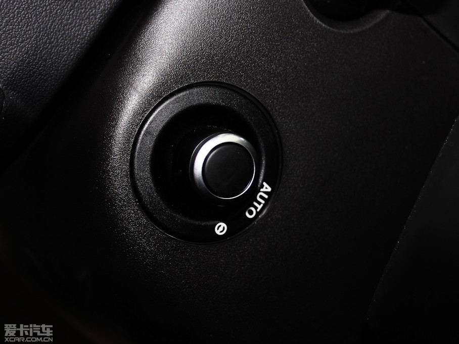 2013 5.0 V8 NA Vogue SE